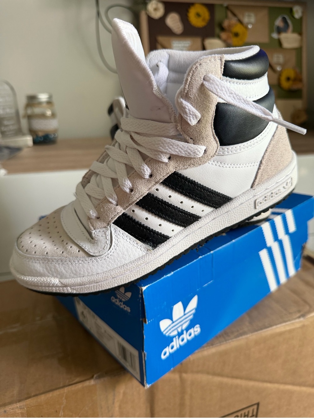 Adidas Originals Top Ten RB J White Black High Top Sneakers 4.5